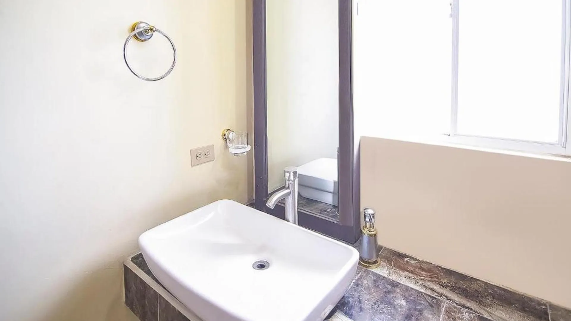 Oyo Hotel Plaza Las Torres, Cabo San Lucas 4*,