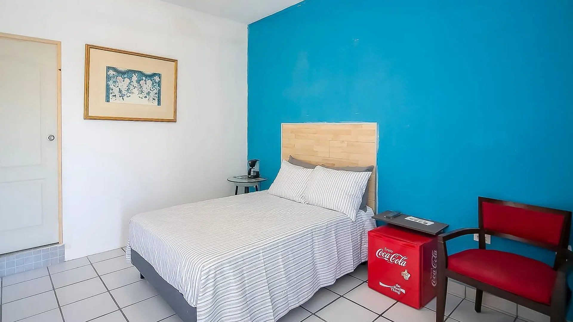 OYO Hotel Plaza Las Torres, Cabo San Lucas